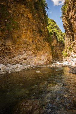 Dağ river gorge yakınındaki Panta Vrexei Evritania, Yunanistan