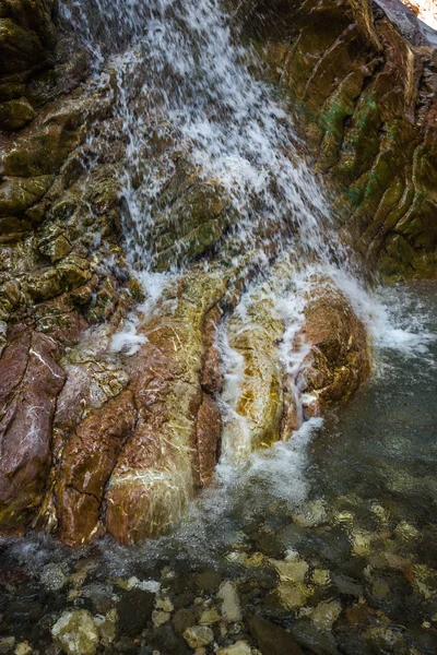 Cascadas en el río Krikiliotis en Panta Vrexei en Evritania — Foto de Stock