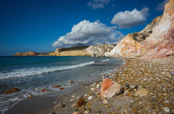 Colores naturales de Firiplaka beach, Milos, Grecia — Foto de Stock