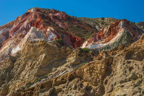 Natuurlijke kleuren van Firiplaka beach, Milos, Griekenland — Stockfoto