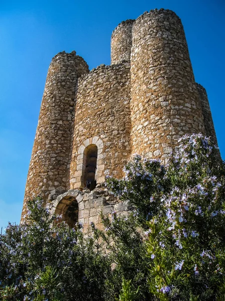 Средневековый замок в Аларконе, Кастилья-ла-Манча, Испания — стоковое фото