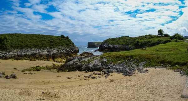 Plage de Buelna, Asturies et Cantabrie, Espagne — Photo