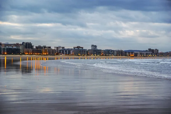 कैंटब्रिया, स्पेन में लारेडो में दृश्यमान समुद्र दृश्य — स्टॉक फ़ोटो, इमेज