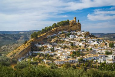 Castle Hill Montefrio, İspanya ile güzel cityscape