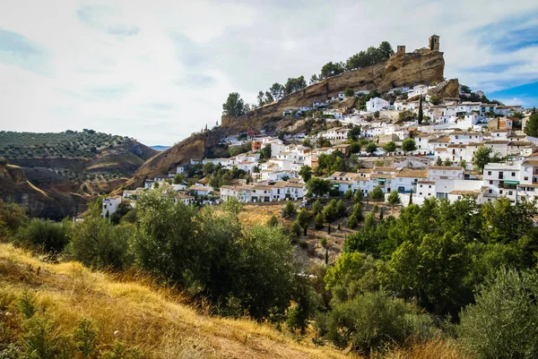 Beautiful cityscape with castle on  hill in Montefrio, Spain — Stock Photo, Image