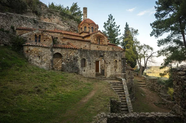 Romjai a bizánci város, Mystras felé vár — Stock Fotó