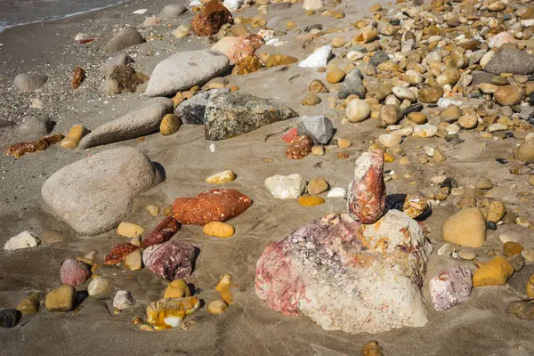 Couleurs naturelles de la plage de Firiplaka, Milos, Grèce — Photo