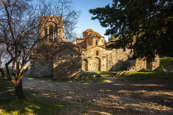 Ruinerna av den bysantinska slottet staden Mystras — Stockfoto