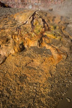 Loutro Edipsou, EVIA, gr plajda doğal termal şelaleler