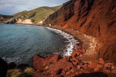 Farklı ve benzersiz kırmızı beach Santorini, Yunanistan