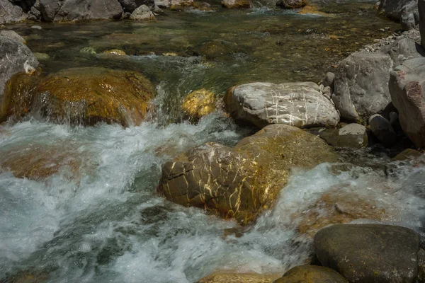 Garganta del río de montaña cerca de Panta Vrexei en Evritania, Grecia —  Fotos de Stock
