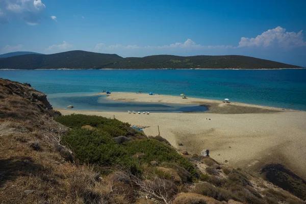 Güzel altın kum plaj, EVIA, Yunanistan
