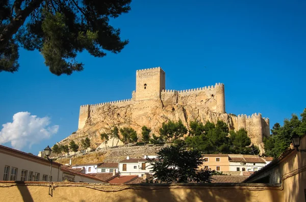 Almansa castle, castilla la mancha, spanien — Stockfoto