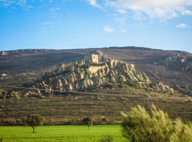 Ciudad Real, İspanya yakınındaki New Calatrava kalesinin