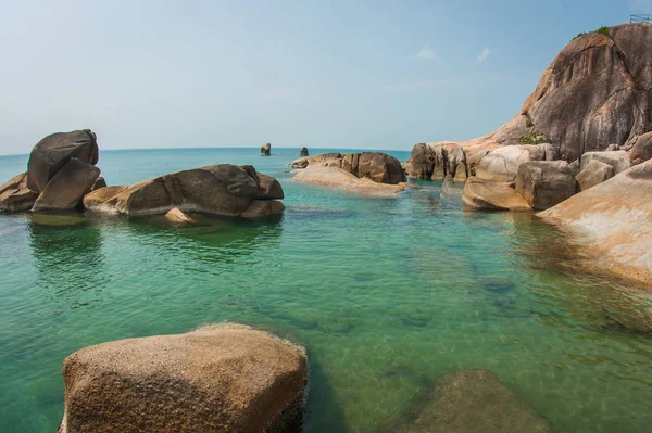 Paisaje marino en la playa de Lamai en la isla de Samui en Tailandia — Foto de Stock