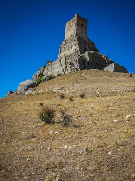 Atiensa castle, Castilla la Mancha, Spain — Stockfoto