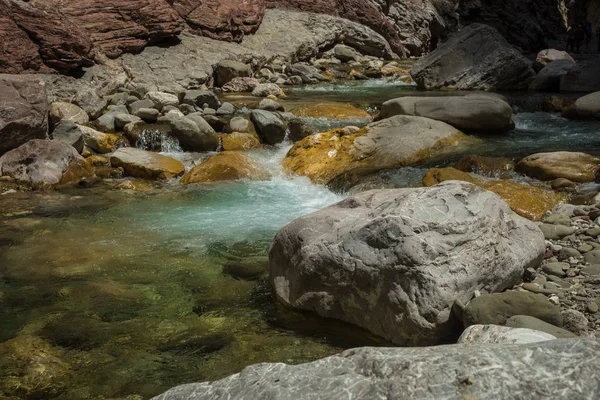 Garganta del río de montaña cerca de Panta Vrexei en Evritania, Grecia —  Fotos de Stock