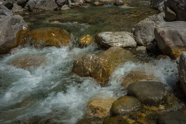 Garganta del río de montaña cerca de Panta Vrexei en Evritania, Grecia —  Fotos de Stock