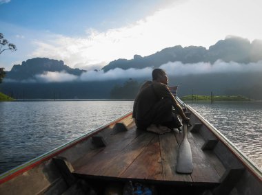 Chieou Laan Gölü, Tayland