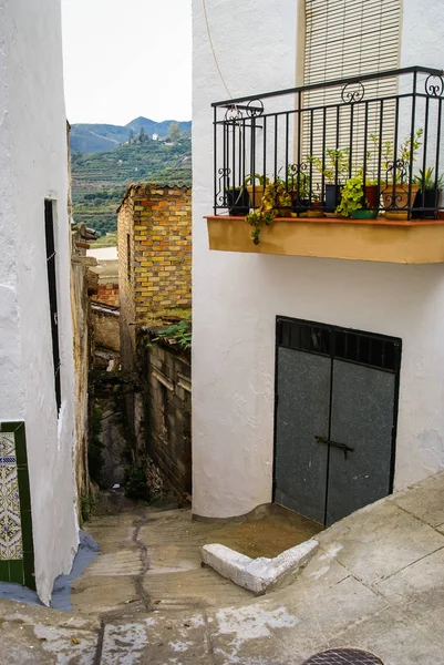 Városképet gazdagító épületnek szánták, a fehér város Otivar, Andalucia, Spanyolország — Stock Fotó