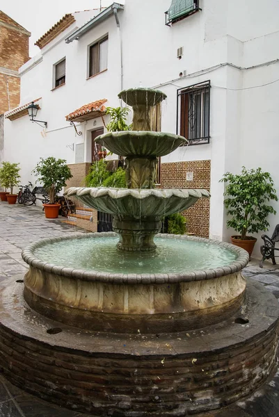 Paisaje urbano en ciudad blanca Otivar en Andalucía, España — Foto de Stock