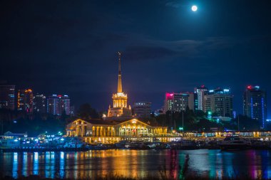 Işıklar, Rusya ışıklı Sochi bağlantı noktası gece görünümü