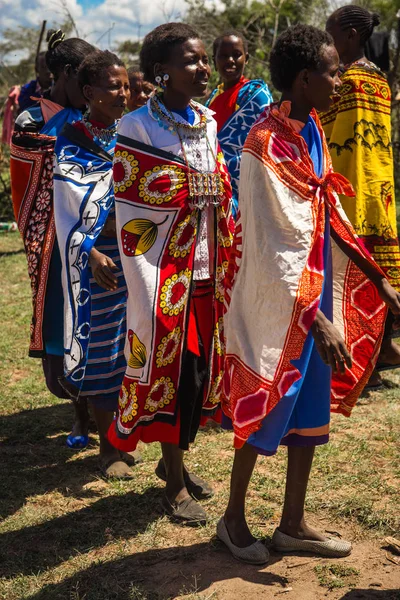 Bewoners van Masai dorp, Kenia — Stockfoto