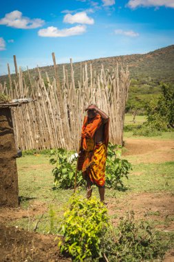 Genç adam, Kia Masai Köyü