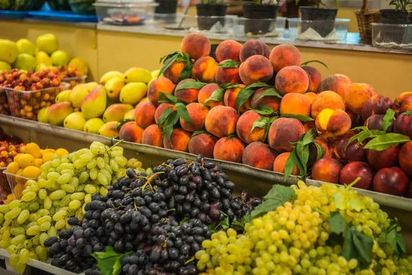 Luminosi colorati frutta e verdura autunnale — Foto Stock