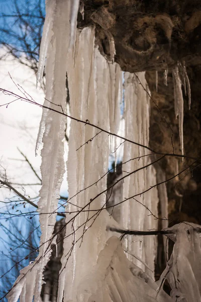 Icicles on roadside near Cuenca in Castilla la Mancha, Spain — Stock Photo, Image