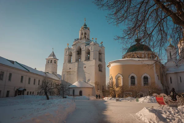 Ярославский Кремль в снегу зимой, Россия — стоковое фото