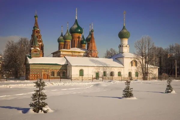 Iglesia de San Nicolás en Yaroslavl, Rusia — Foto de Stock