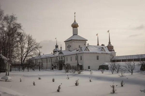 Monasterio de mujeres Spaso Vvedensky Tolga en la región de Yaroslavl , — Foto de Stock