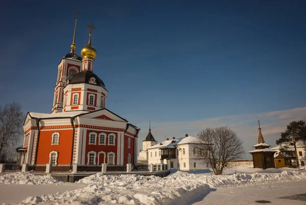 Treenighetens Sergiev Varnitsky kloster i regionen Yaroslavl, Rus — Stockfoto