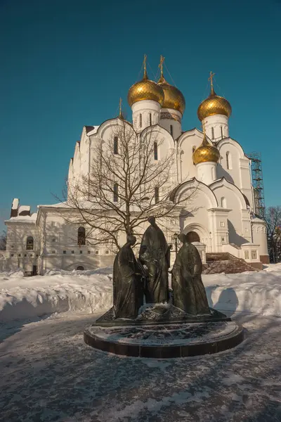 Rusya'nın Yaroslavl katedralde beyaz varsayım