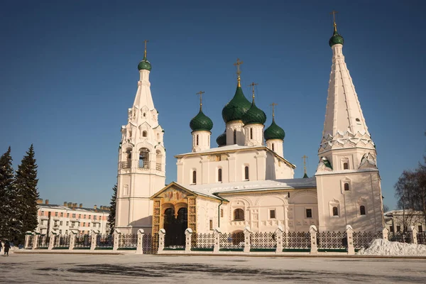 Kerk van Elia de profeet in Yaroslavl in Rusland — Stockfoto