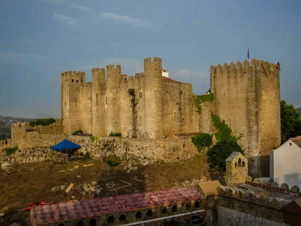 Şehir manzarası ile Ortaçağ Kalesi bidos, Portekiz — Stok fotoğraf