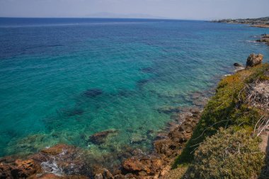 Aegina Island Saron Körfezi, Gree defne deniz manzara