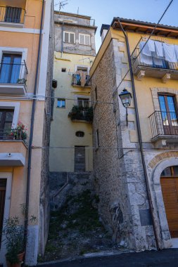 İtalya, Abruzzo Pacentro 'da şehir manzarası