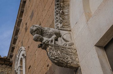 İtalya 'nın Campania kentindeki Caserta Veccia' da şehir manzarası