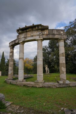 Tivoli 'deki Villa Adriana' daki Roma harabelerinin resmi, İtalya 'daki Romanlar