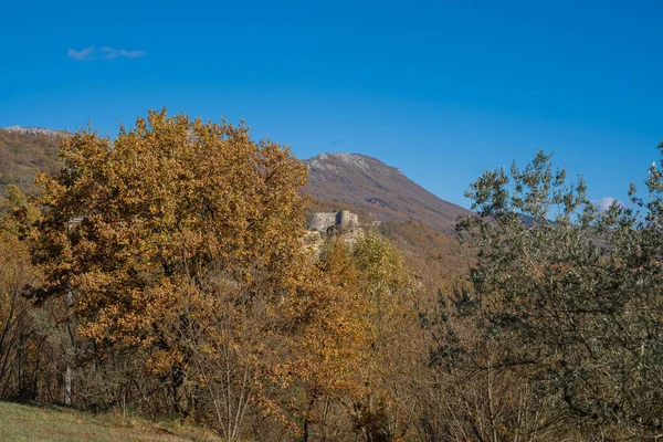 Vista Antigo Castelo Medieval Cerro Volturno Itália — Fotografia de Stock