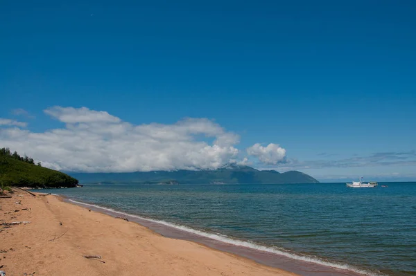 Imagen Orilla Arenosa Del Lago Baikal Región Irkutsk Rusia — Foto de Stock