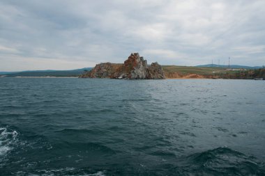 Rusya 'nın Irkutsk bölgesindeki Baykal Gölü' nün manzarası.
