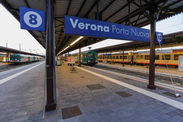 Florenz Italy September 2016 Züge Trenitalia Des Regionalen Typs Und — Stockfoto