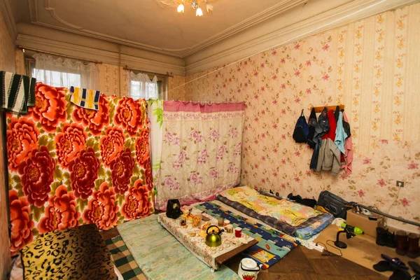 Mülteciler için hükümet tarafından geçici olarak kiralanan daire