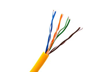 Bir ethernet kablosu veya sarı yama-kablosu ile bükülü tel.