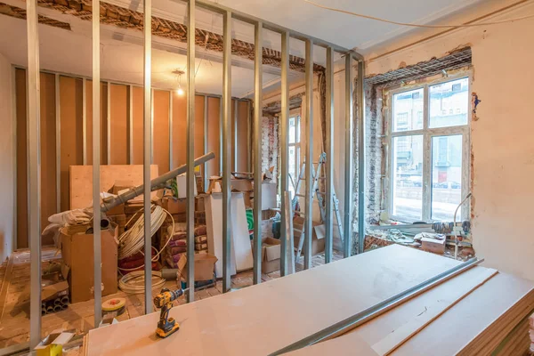 Interieur Van Appartement Tijdens Renovatie Bouw Muur Van Gips Gipsplaten — Stockfoto