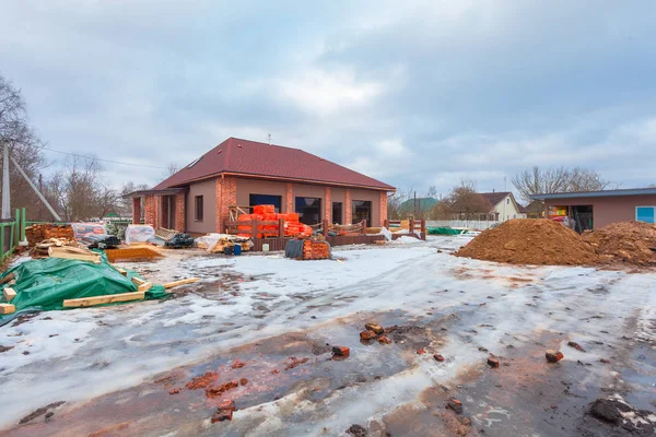 Teraslı Modern Inşaat Remodel Altında Tadilat Için Inşaat Malzemesi Dışında — Stok fotoğraf