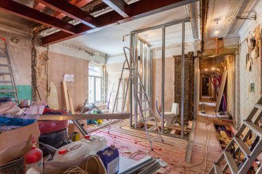 İç daire tadilat ve inşaat (yeni model duvar Alçıpan veya Alçıpan sırasında malzeme ile)